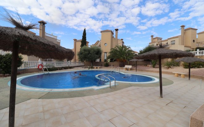 Herverkoop - Villa -
Villamartin - Costa Blanca