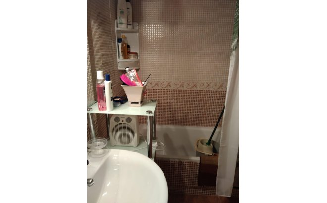 Resale - Apartment -
Torrevieja - Parque Acuático - Sector 25