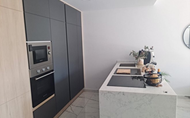 Resale - Apartment -
Playa Flamenca - Costa Blanca