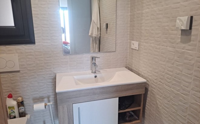 Resale - Apartment -
Playa Flamenca - Costa Blanca