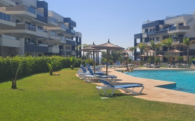 Resale - Apartment -
Playa Flamenca - Costa Blanca