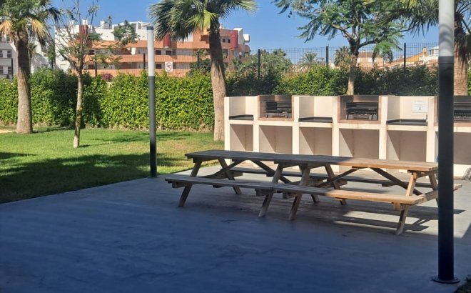 Resale - Apartment -
Playa Flamenca - Costa Blanca