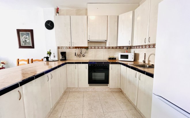 Resale - Commercial -
San Miguel de Salinas - Inland