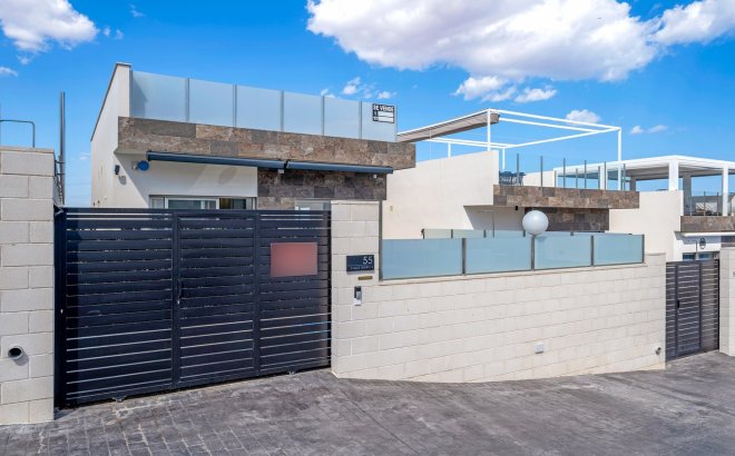 Resale - Villa -
Orihuela Costa - Costa Blanca