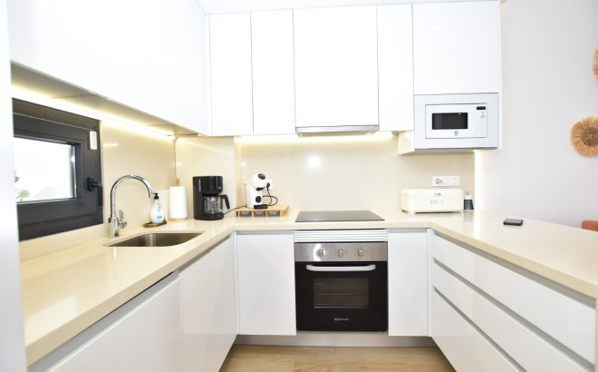 Resale - Apartment -
Torrevieja - Costa Blanca