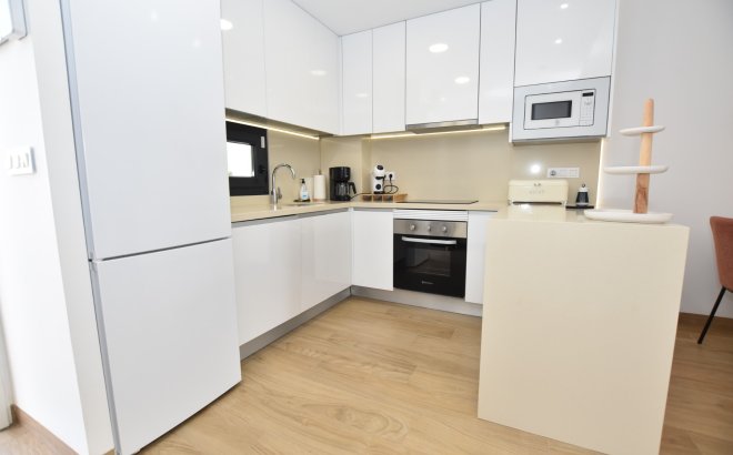 Resale - Apartment -
Torrevieja - Costa Blanca