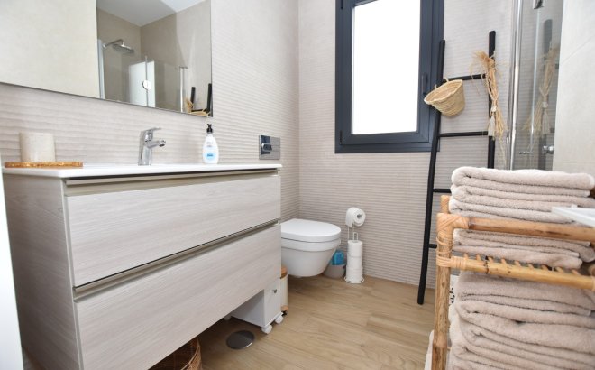 Resale - Apartment -
Torrevieja - Costa Blanca