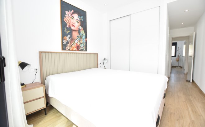 Resale - Apartment -
Torrevieja - Costa Blanca