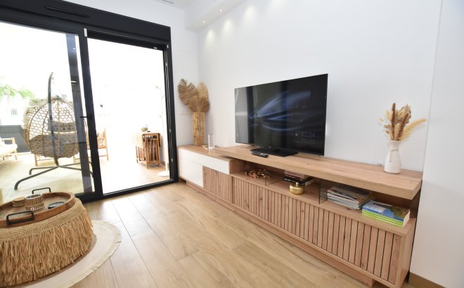 Resale - Apartment -
Torrevieja - Costa Blanca