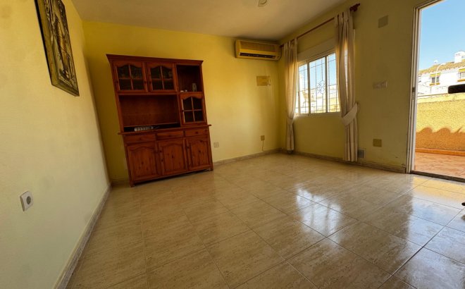 Resale - Apartment -
San Miguel de Salinas - Inland