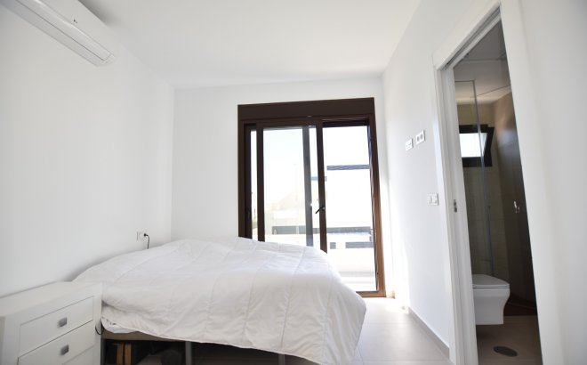 Resale - Villa -
Benijofar - Costa Blanca