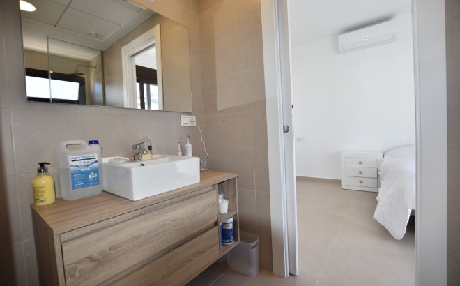 Resale - Villa -
Benijofar - Costa Blanca