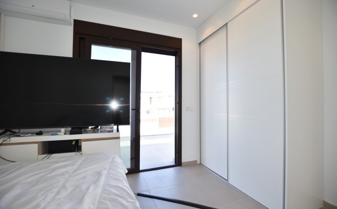 Resale - Villa -
Benijofar - Costa Blanca