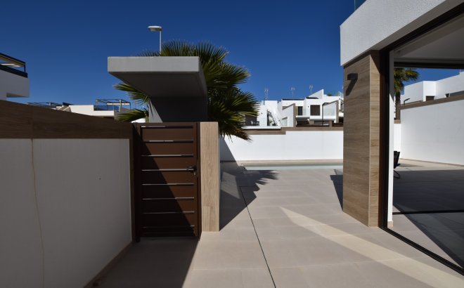 Resale - Villa -
Benijofar - Costa Blanca