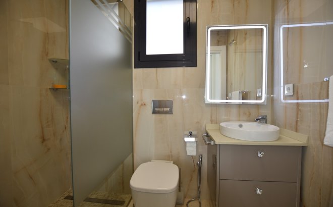 Resale - Villa -
San Miguel de Salinas - Inland