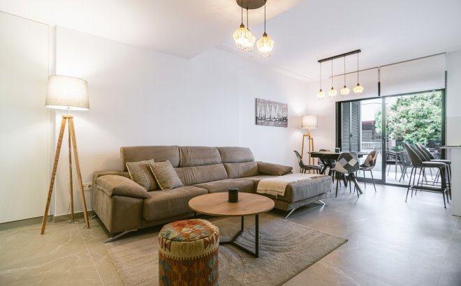 Resale - Apartment -
Torrevieja - Costa Blanca