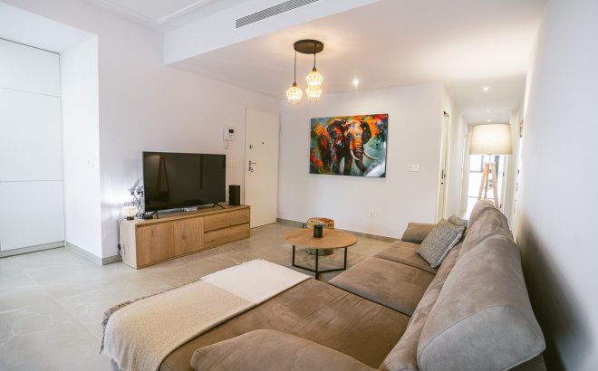 Resale - Apartment -
Torrevieja - Costa Blanca