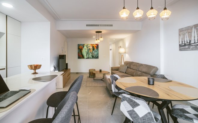 Resale - Apartment -
Torrevieja - Costa Blanca