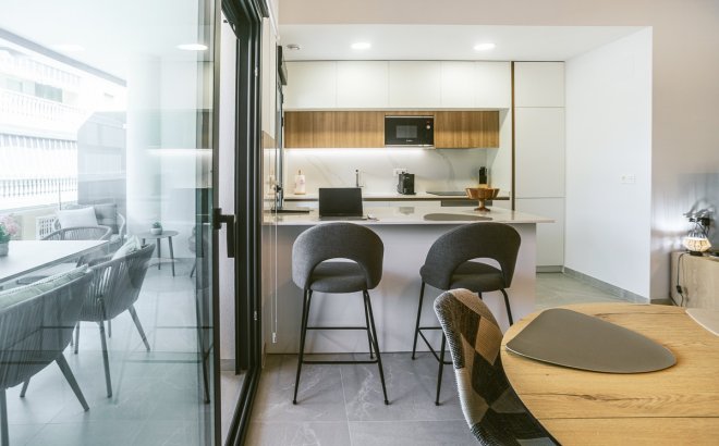 Resale - Apartment -
Torrevieja - Costa Blanca