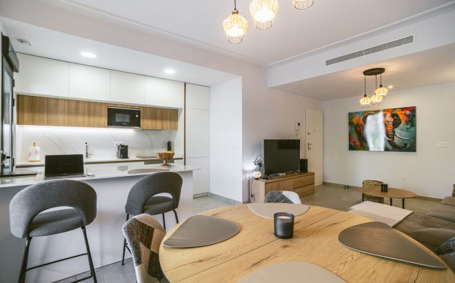 Resale - Apartment -
Torrevieja - Costa Blanca