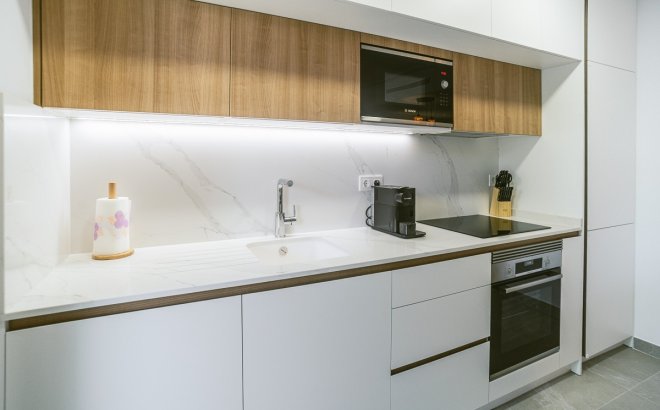 Resale - Apartment -
Torrevieja - Costa Blanca