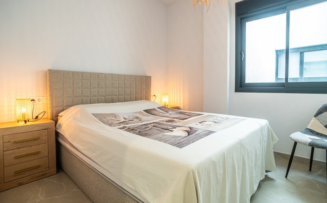 Resale - Apartment -
Torrevieja - Costa Blanca