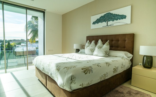 Resale - Villa -
Las Colinas Golf - Costa Blanca