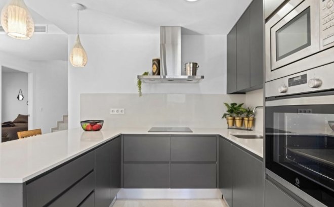 Herverkoop - Villa -
San Miguel de Salinas - Inland