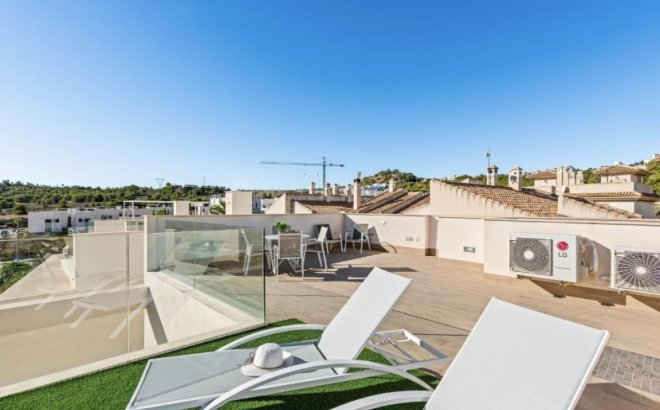 Herverkoop - Villa -
San Miguel de Salinas - Inland