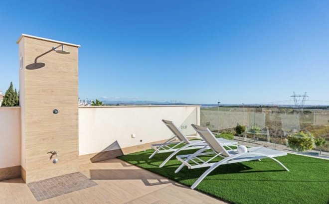 Herverkoop - Villa -
San Miguel de Salinas - Inland