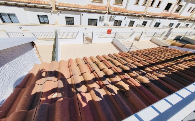 Resale - Town House -
San Miguel de Salinas - Inland