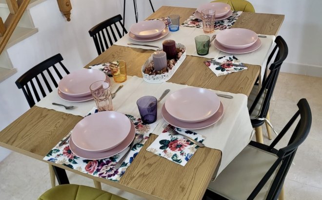 Resale - Town House -
San Miguel de Salinas - Inland