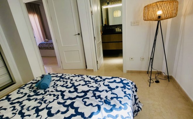 Resale - Town House -
San Miguel de Salinas - Inland