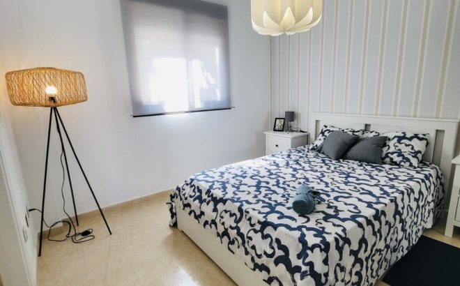 Resale - Town House -
San Miguel de Salinas - Inland