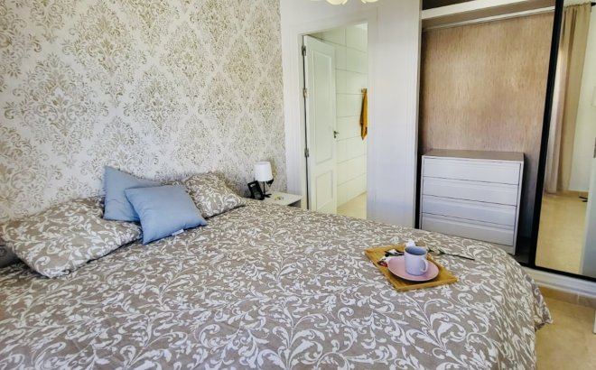 Resale - Town House -
San Miguel de Salinas - Inland