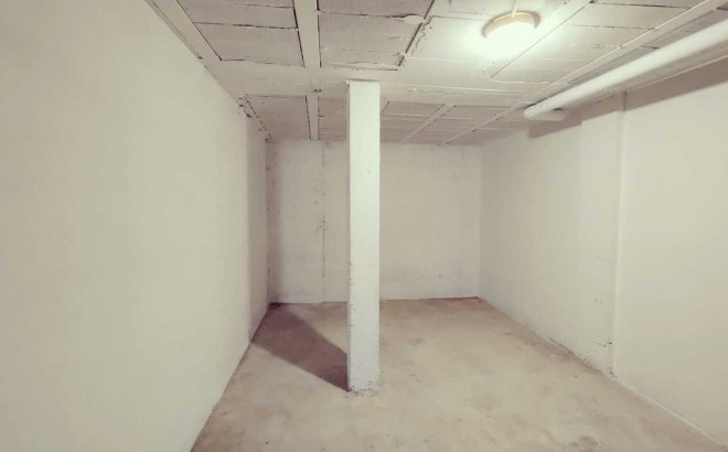 Resale - Town House -
San Miguel de Salinas - Inland