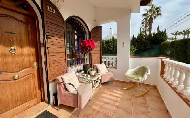 Resale - Villa -
Villamartin - Costa Blanca