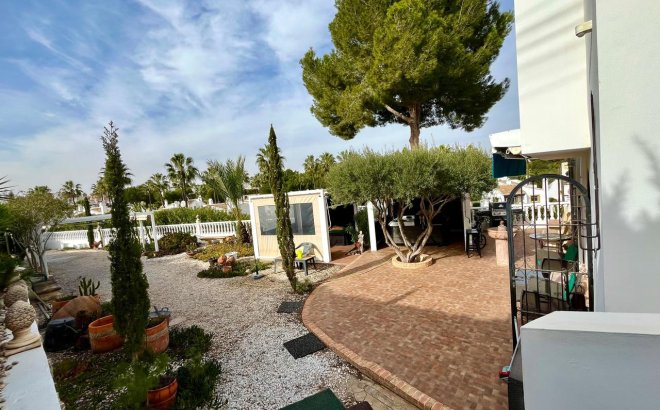 Resale - Villa -
Villamartin - Costa Blanca