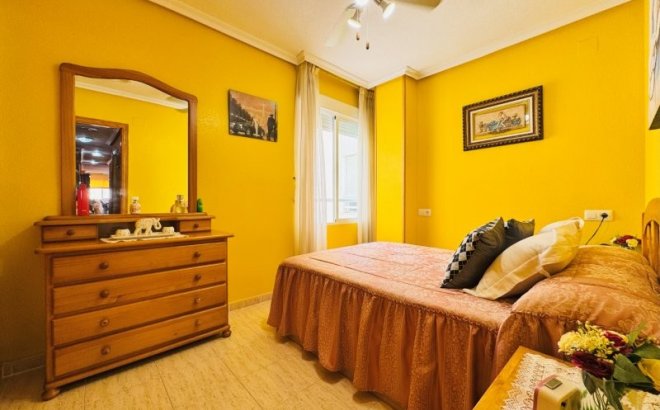 Resale - Apartment -
La Mata - Costa Blanca