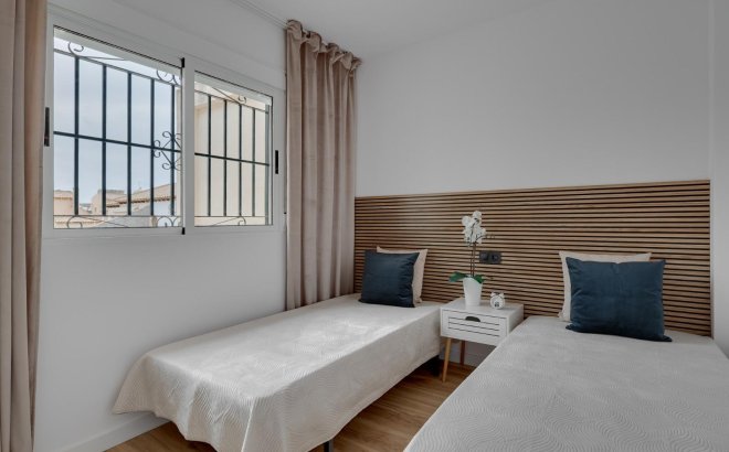 Resale - Town House -
Orihuela Costa - Los Balcones