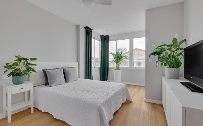 Resale - Town House -
Orihuela Costa - Los Balcones