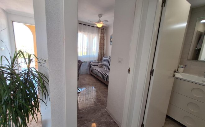 Resale - Apartment -
Orihuela Costa - La Zenia