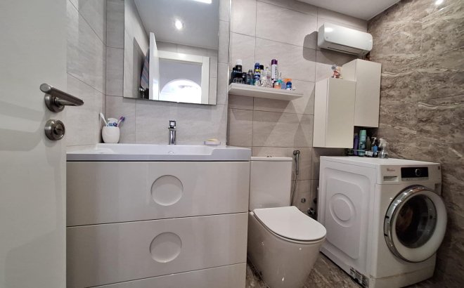 Resale - Apartment -
Orihuela Costa - La Zenia