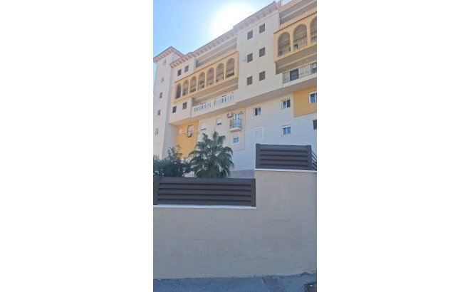 Resale - Apartment -
Orihuela Costa - La Zenia