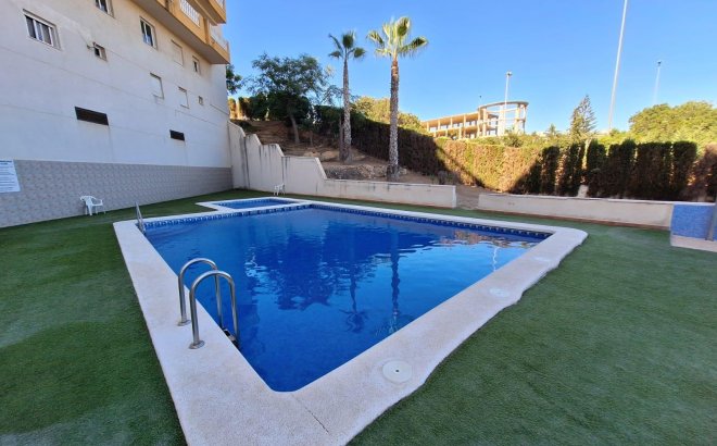 Resale - Apartment -
Orihuela Costa - La Zenia