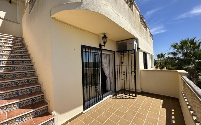 Resale - Villa -
Villamartin - Costa Blanca