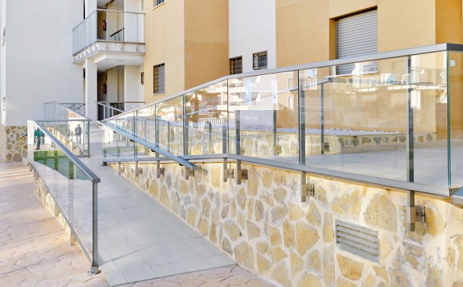 Resale - Apartment -
Orihuela Costa - Costa Blanca