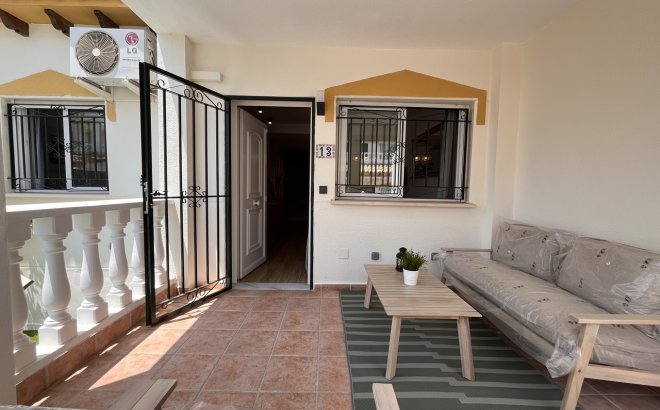 Resale - Town House -
Playa Flamenca - Costa Blanca