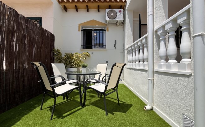 Resale - Town House -
Playa Flamenca - Costa Blanca