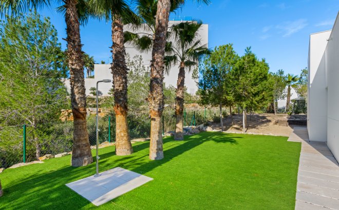 Resale - Villa -
Dehesa de Campoamor - Costa Blanca